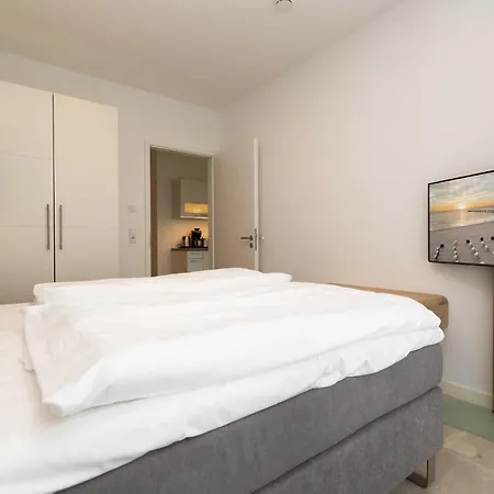 Apartman Westend 01 *